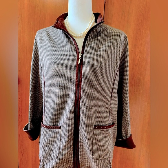 La Madona women's Jacket. - Picture 2 of 8